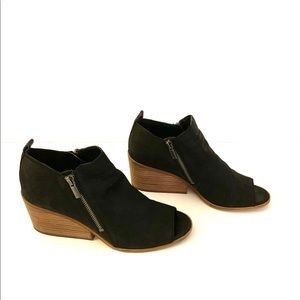 Luck Brand Peep-toe Booties!